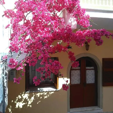 Traditional Sophia's Family House Holiday home Kastellanoi (Parelioi, Corfu)