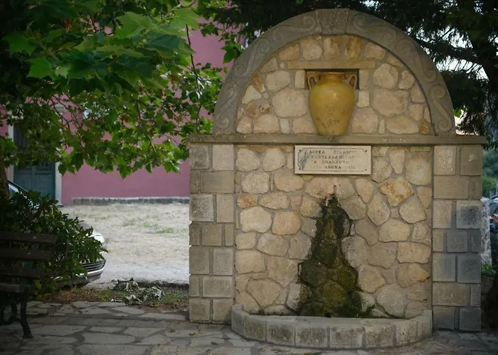 Traditional Sophia's Family House * Kastellanoi (Parelioi, Corfu)
